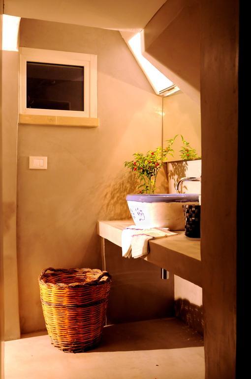 Holiday Home La Corte Dei Pirri غاليانو دل كابو الغرفة الصورة