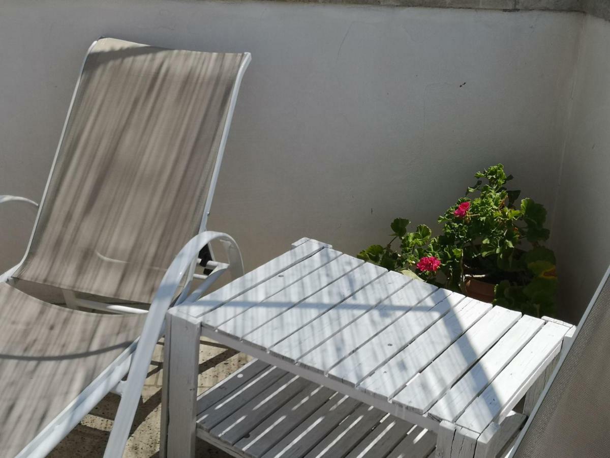 Holiday Home La Corte Dei Pirri غاليانو دل كابو المظهر الخارجي الصورة
